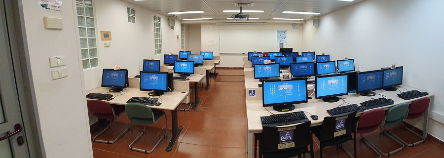 Panoramic View Of PC Lab 573
